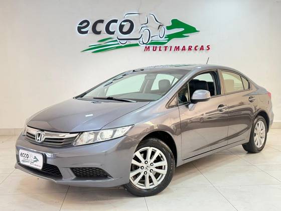 HONDA CIVIC 1.8 LXS 16V FLEX 4P AUTOMÁTICO